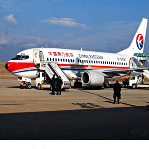 长安航空运输航空快运业稳步发展的原因是什么？